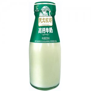 天太高鈣牛奶