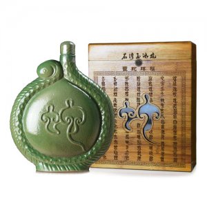 石灣靈蛇賜福玉冰燒白酒