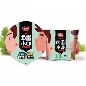 鴻四方鹵蛋小面香辣牛肉味