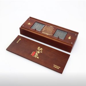 貢潤祥茗山易武古樹春生茶膏96g.