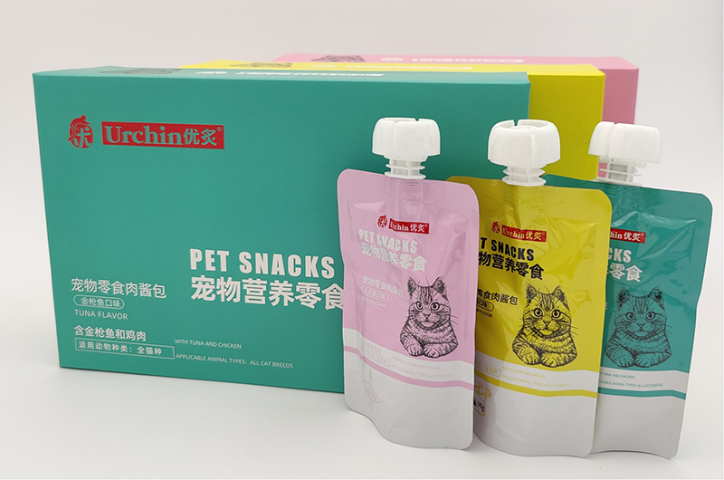 優(yōu)炙寵物零食肉醬包 貓咪營養(yǎng)零食.jpg