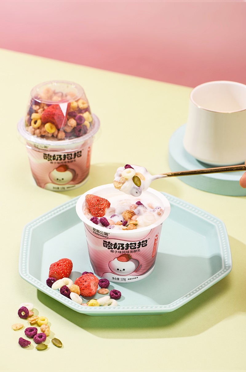 尼諾公園酸奶抱抱草莓混合谷物脆-01.jpg