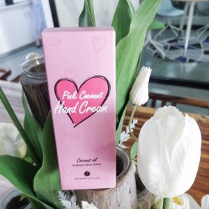 深層滋養(yǎng)清爽保濕護手霜可OEM/ODM代工