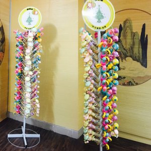 兒童零食小饅頭 休閑餅干蛋黃味食品玩具帶展示架貨架供應商OEM代加工