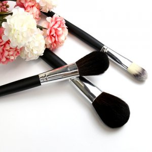 黑色纖維毛化妝工具OEM代加工