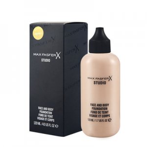 爆款潤澤粉底液粉底霜OEM/ODM定制代加工