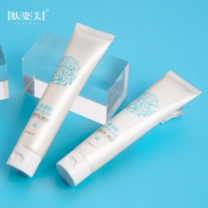 膚姿美氨基酸凈潤平衡潔面乳貼牌OEM/ODM