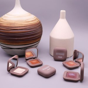 HOJO8015懷表三色眼影代加工貼牌OEM/ODM