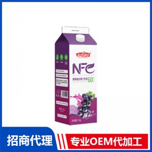 假屋頂盒系列1500克NFC葡萄復(fù)合果汁飲品OEM代加工 果汁貼牌定制源頭廠家