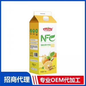 假屋頂盒系列1500克NFC橙復(fù)合果汁飲品OEM代加工 果汁貼牌定制源頭廠家